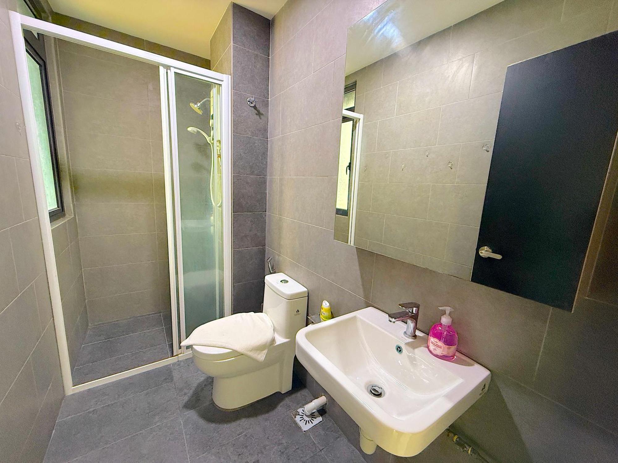 קואלה לומפור Neu Suites By Serenity Vacation Homes מראה חיצוני תמונה